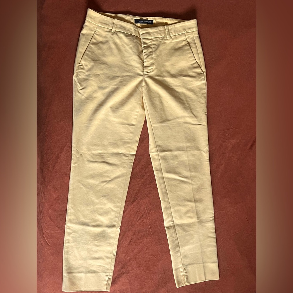 Zara women’s Yellow Capris